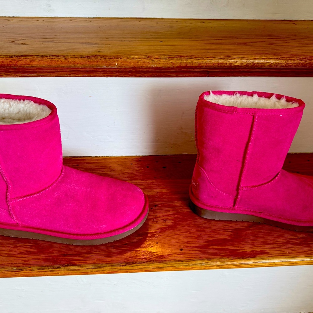 Koolaburra by UGG boots